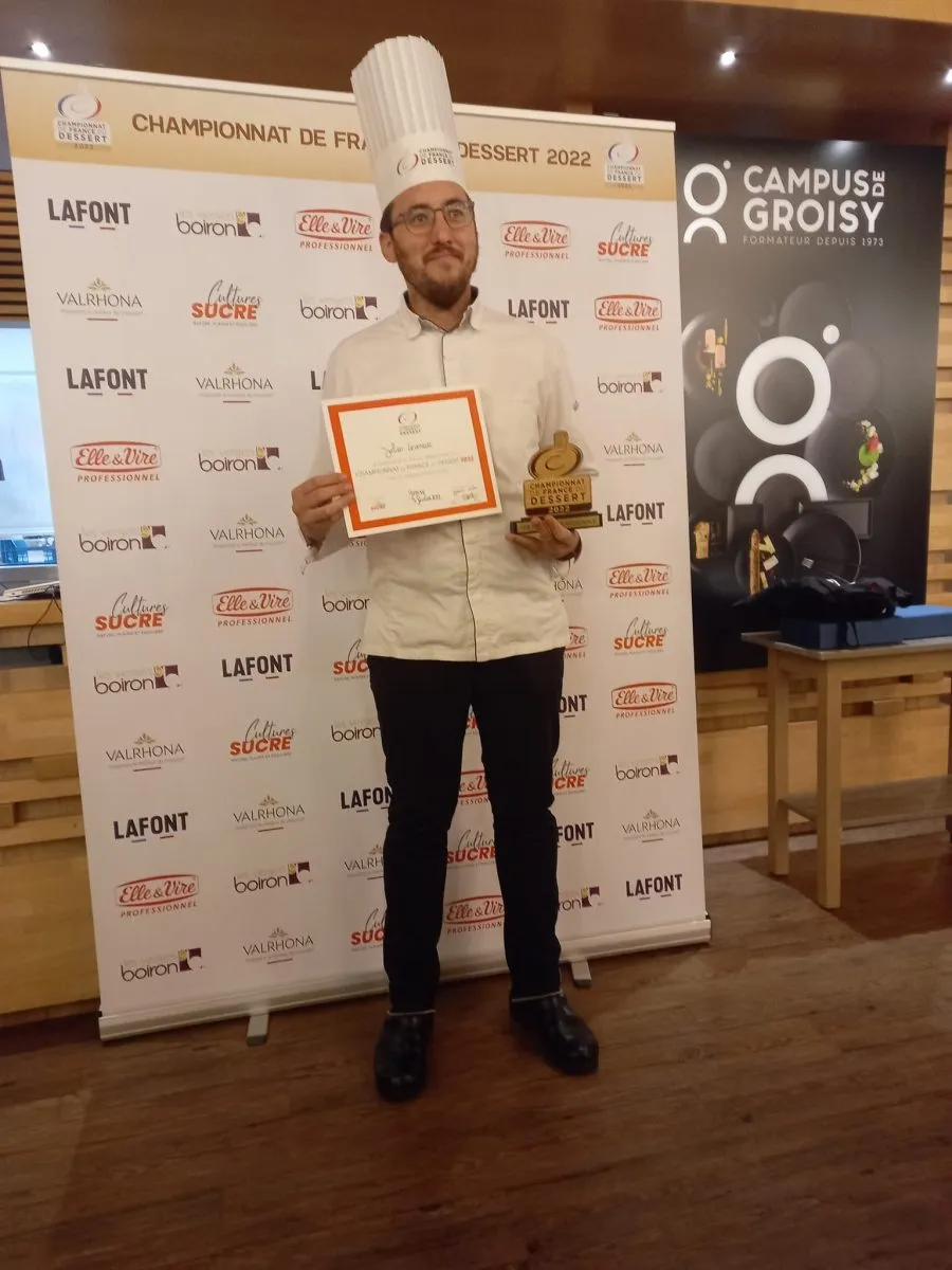 Le Champion de France du Dessert 2022 est le chef pâtissier réunionnais Julien Leveneur